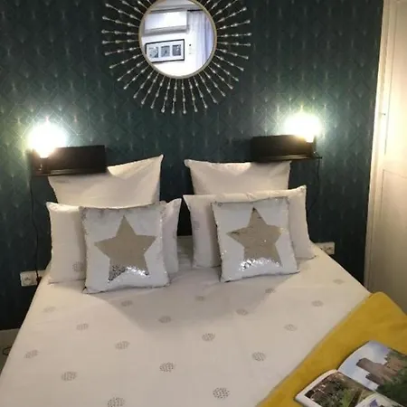 Comfortable 28 M Cocoon In Perpignan