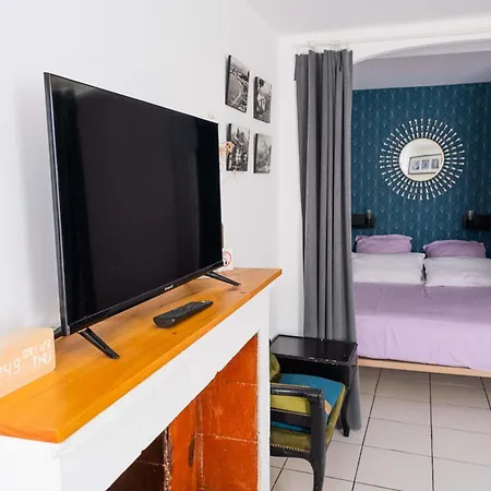 Comfortable 28 M Cocoon In Apartment